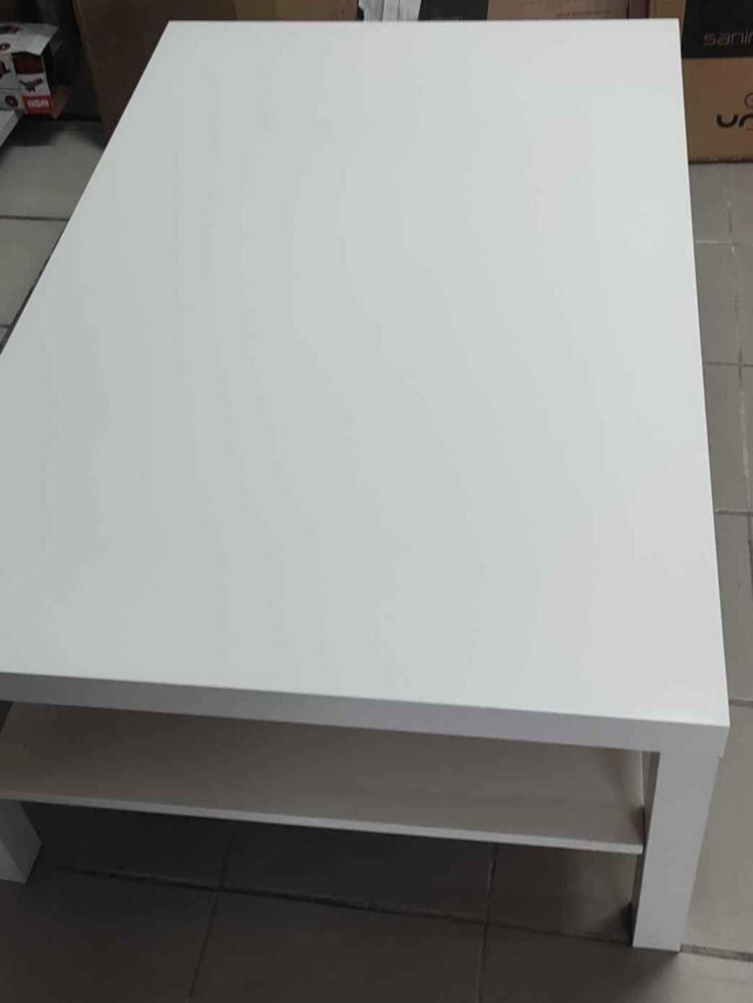 Mesa branca IKEA