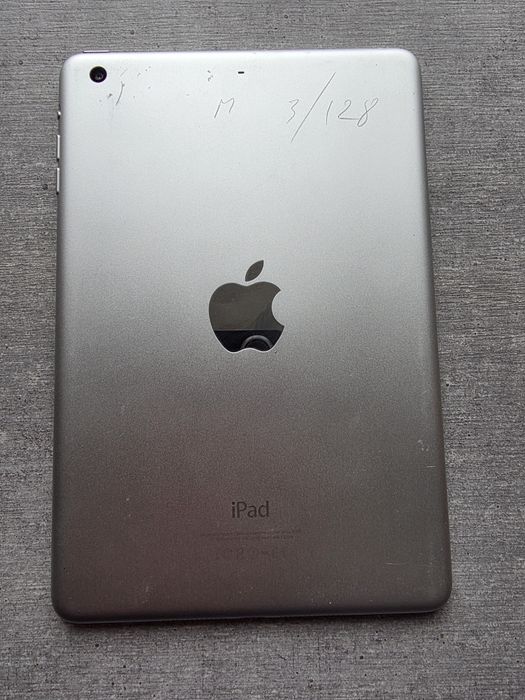 iPad Mini 3. 128GB. Silver. Як новий. Гарантія