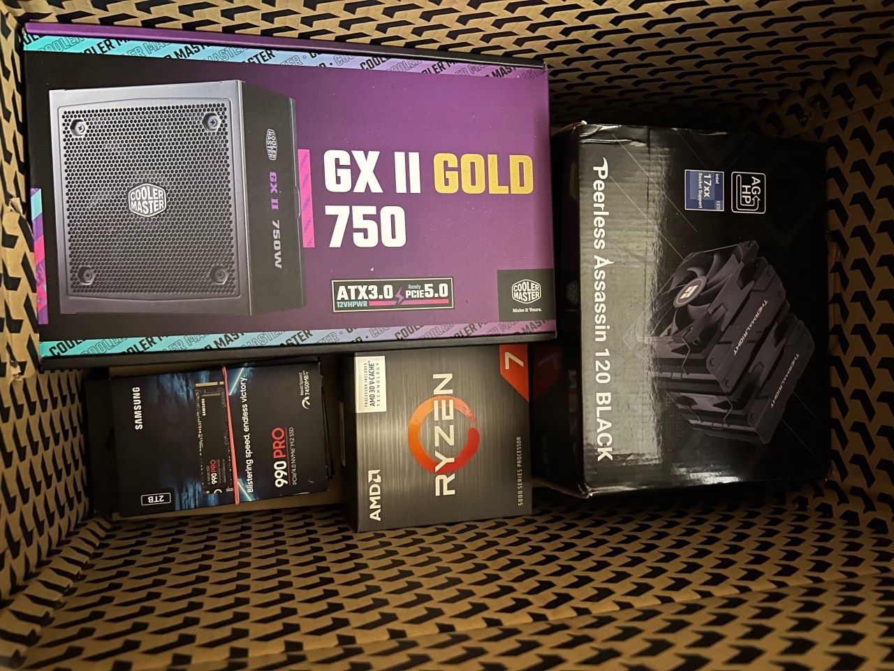Cooler Master GX || GOLD 750 ATX ідеал