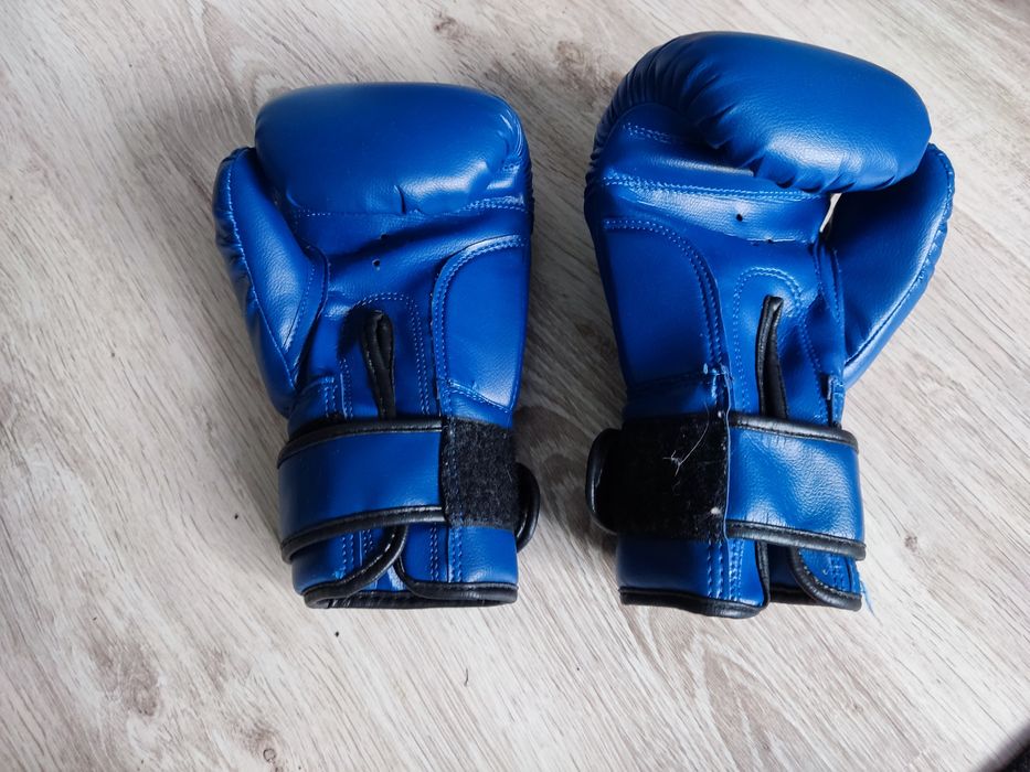 Rękawice bokserskie rozmiar S dla dzieci 9-11 lat