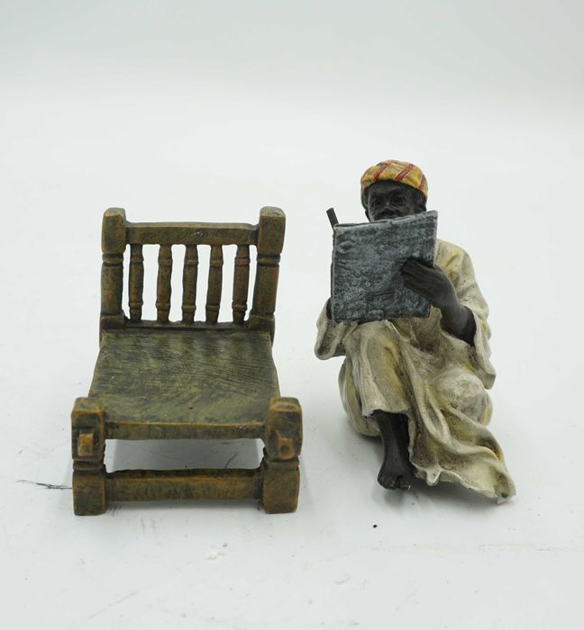 FIGURA Z BRĄZU arab z księgą nauczyciel poeta