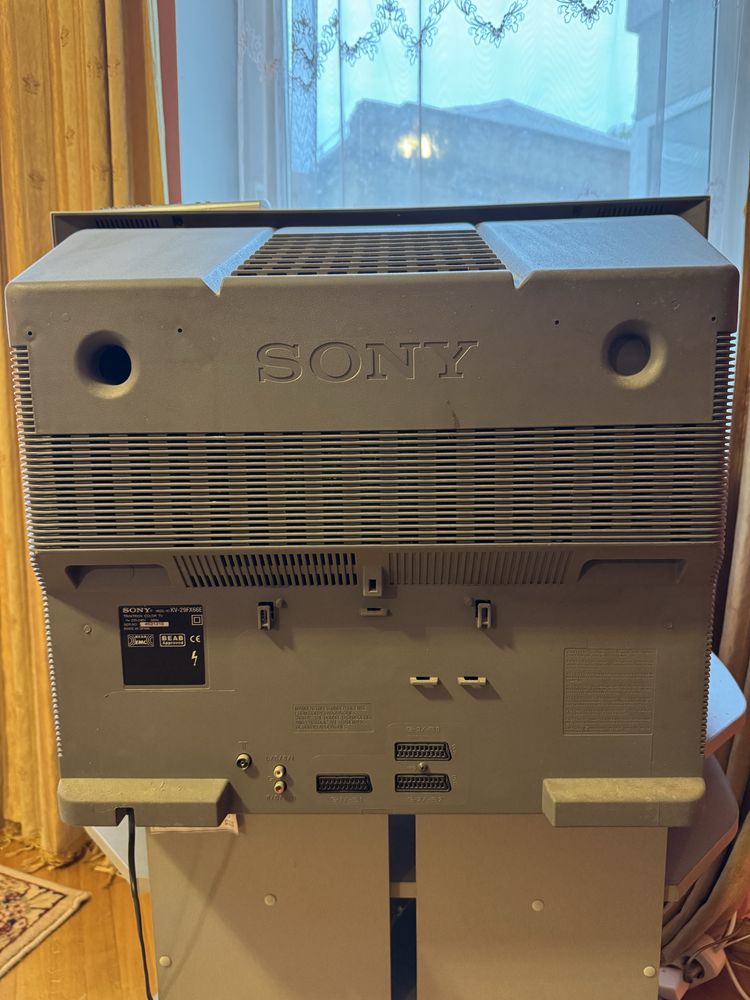 Телевізор Sony Trinitron KV-29FX66E