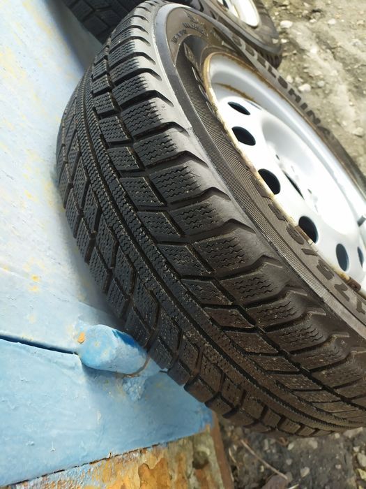 Хороший зимній комплект колес