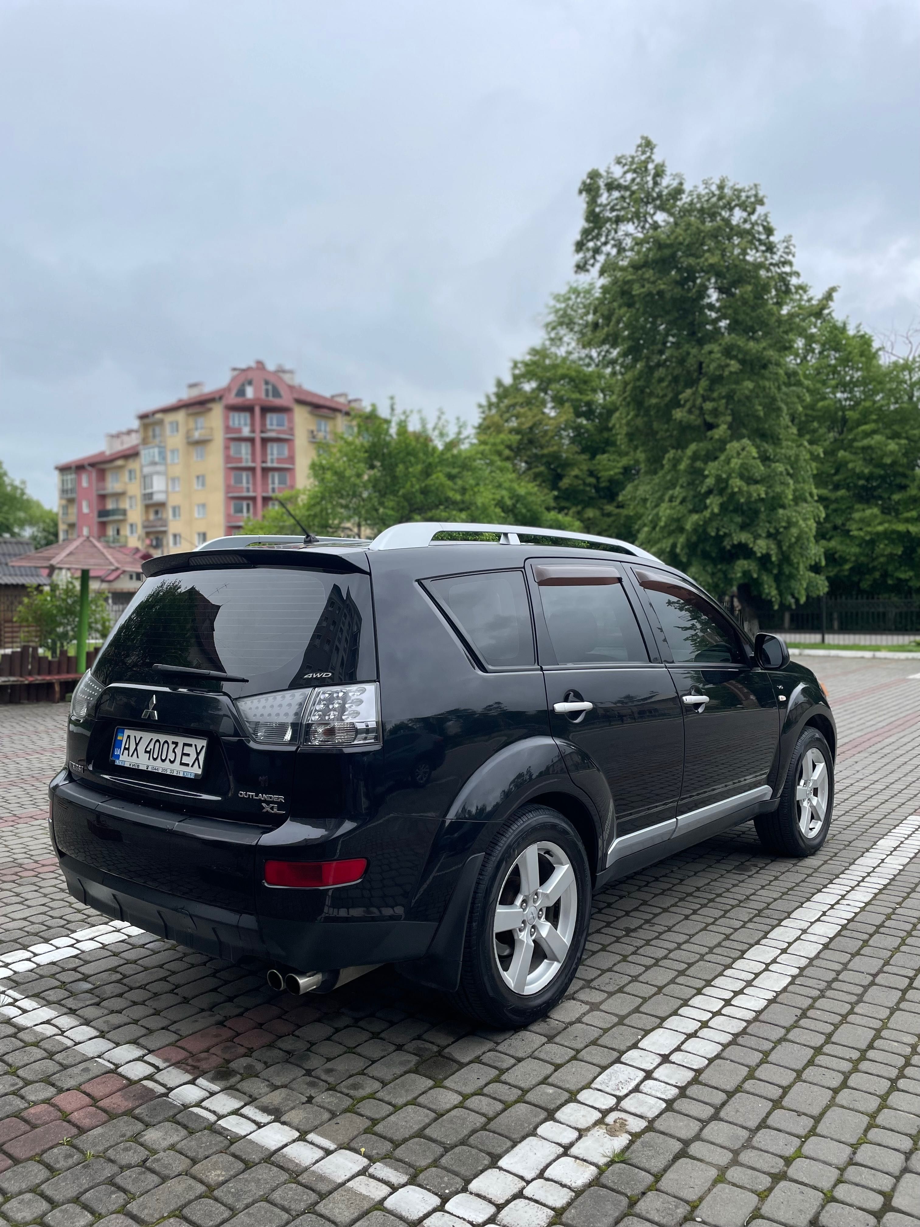 Продам Mitsubishi Outlander XL