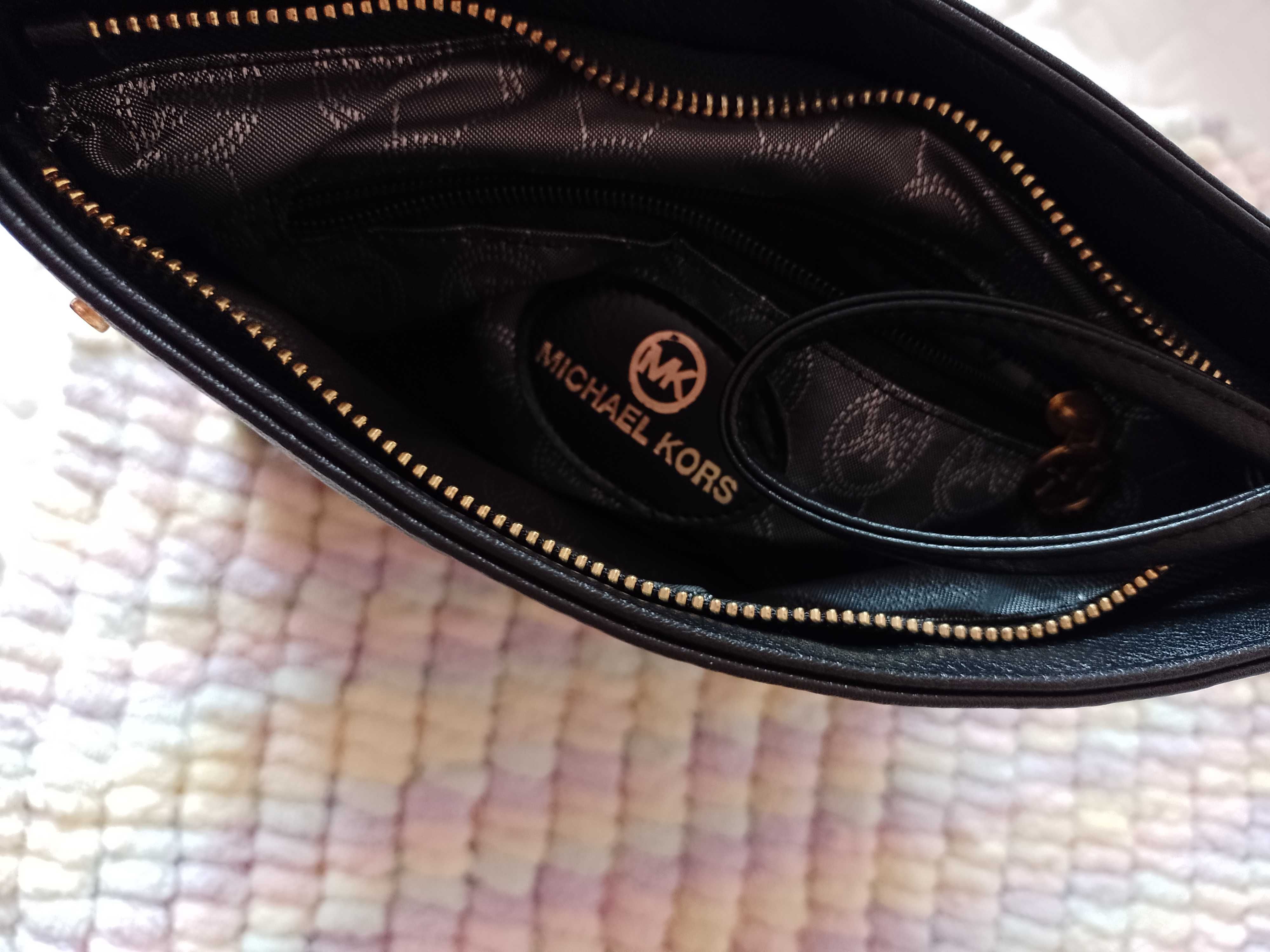 Michael Kors/Czarna torebka listonoszka, kopertówka, saszetka