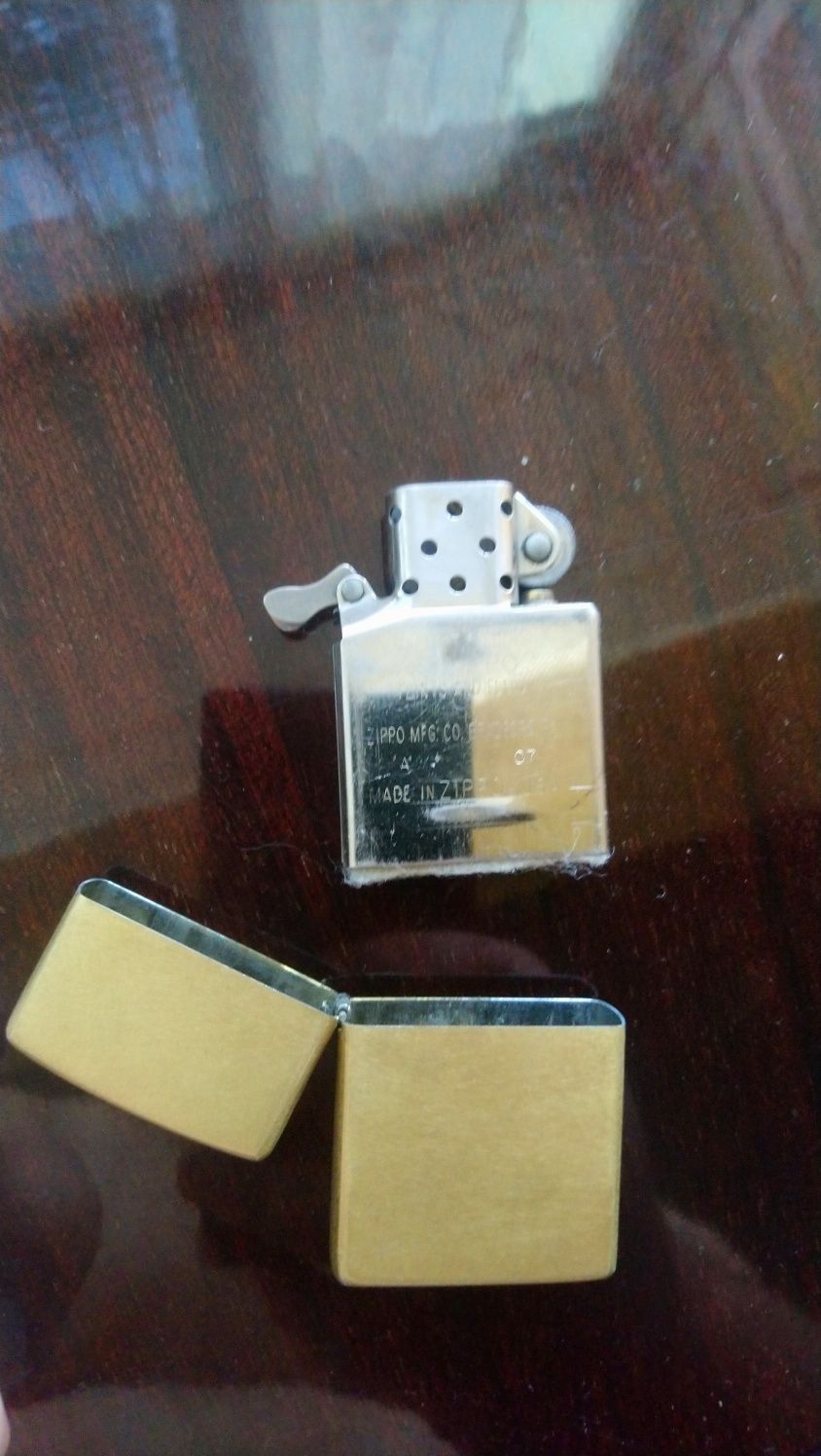 Продам запальничку ZIPPO орігінал