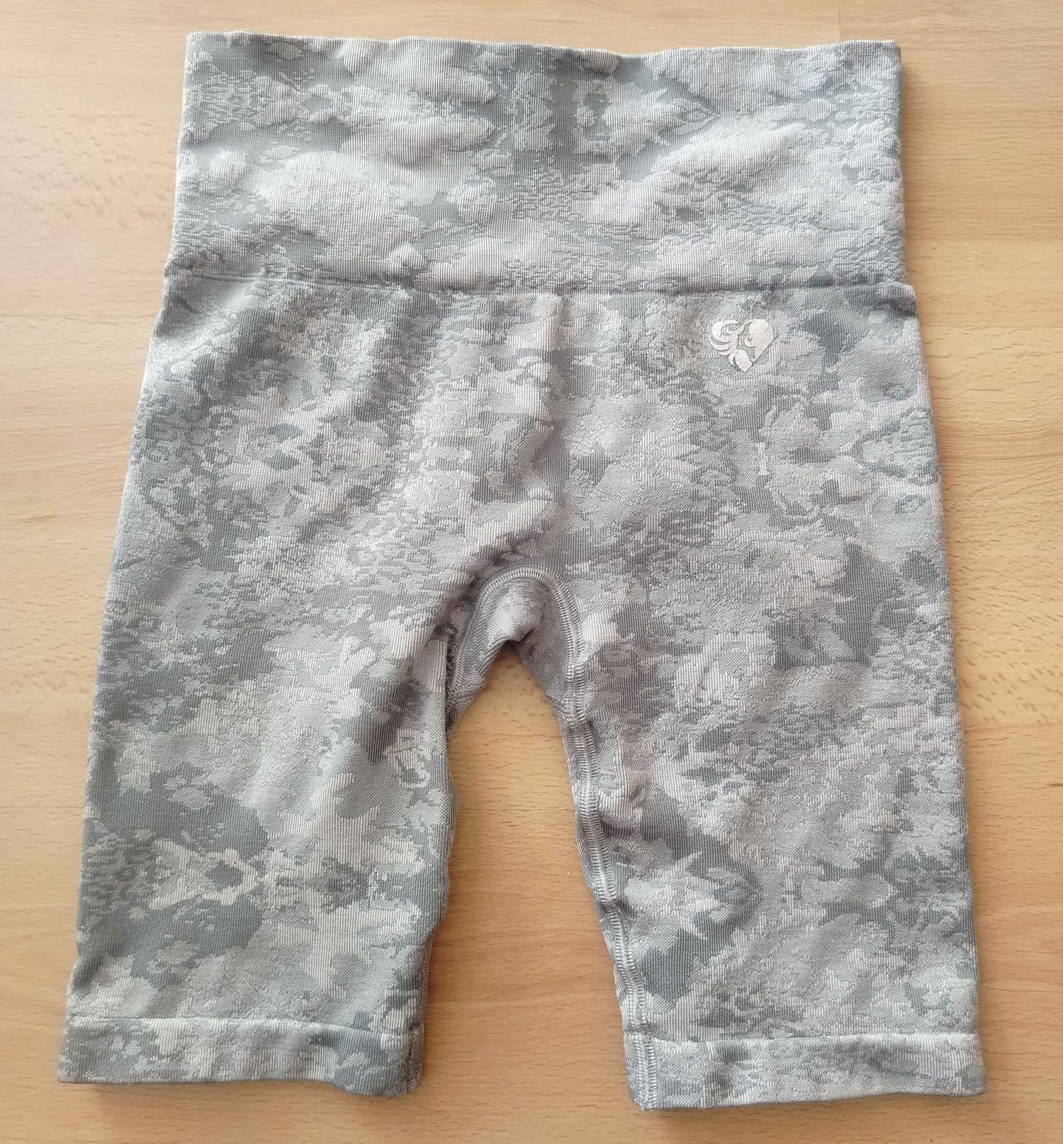 Krótkie nowe leginsy women's best r.XS