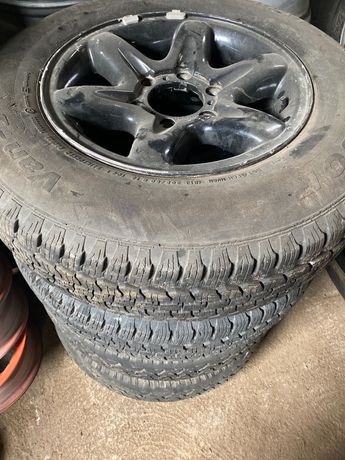 Jantes Opel frontera com pneus