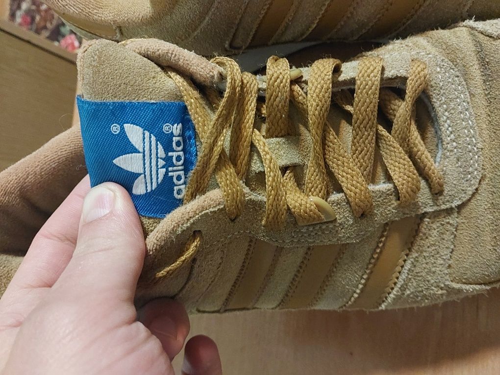 Кроссовки adidas zx 750 натур замша оригинал 42 разм