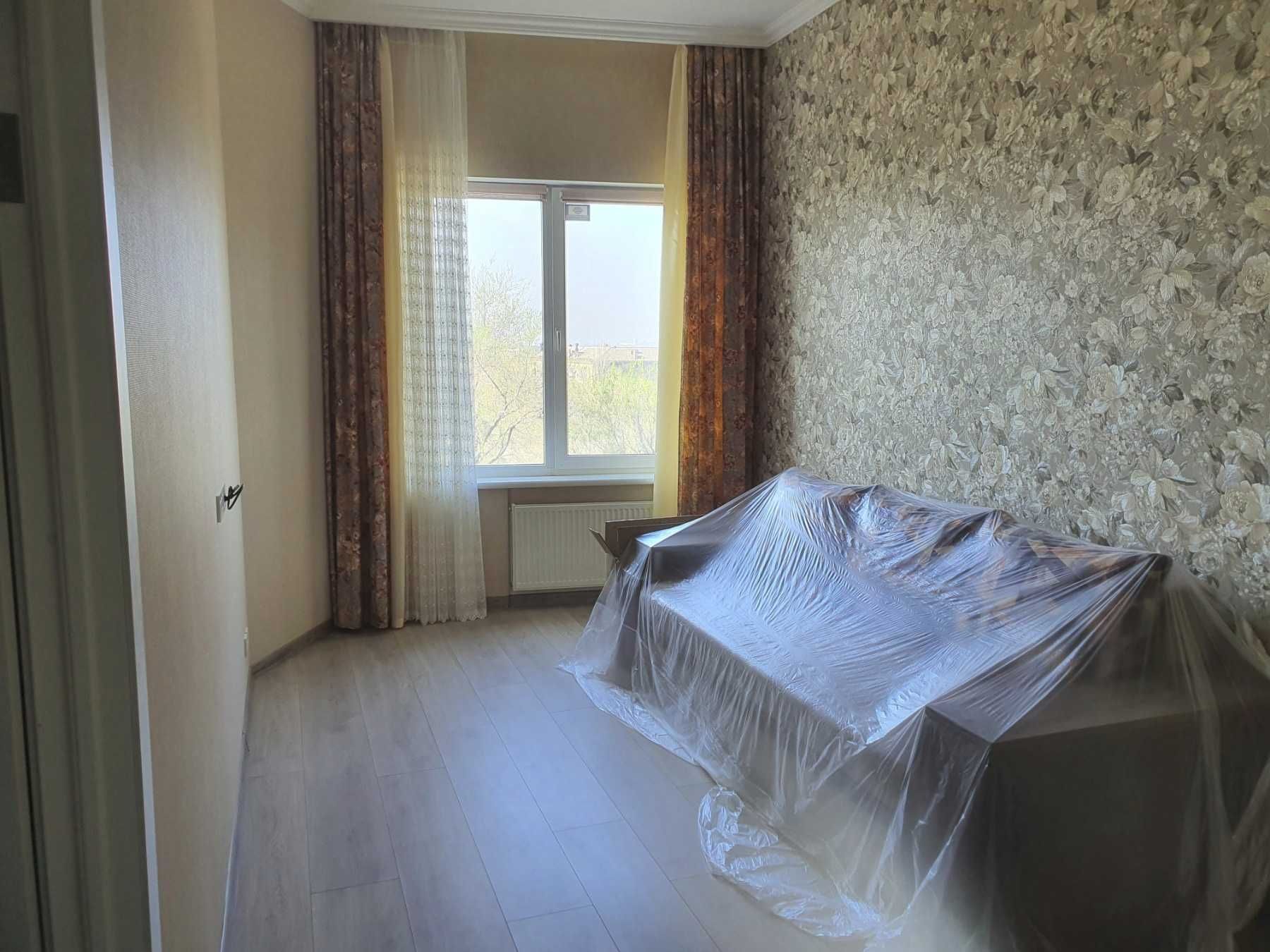 ЖК Лермонтово 3-х к. кв студія.79кв.м.