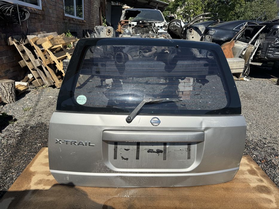 Кришка багахника Nissan X-Trail T30 розборка
