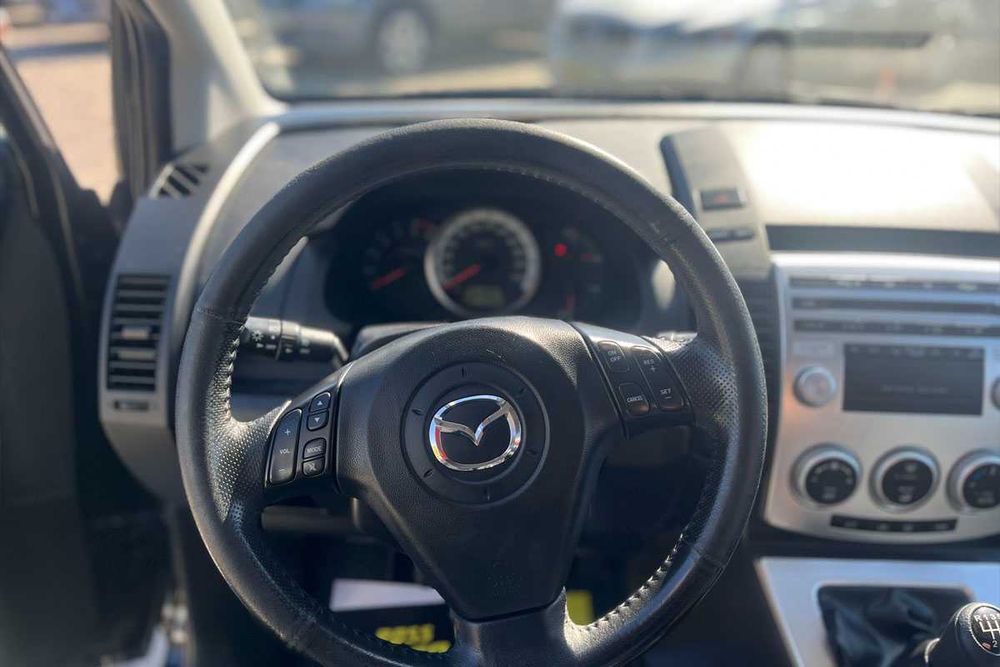 Mazda 5 2007 року
