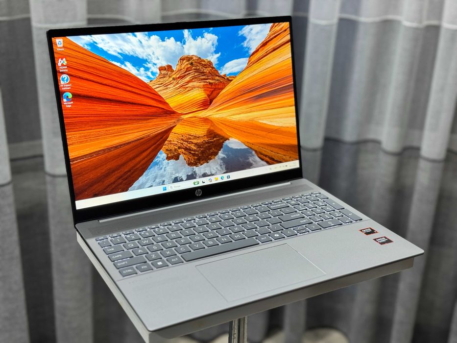 Ноутбук HP Pavilion 16 | Ryzen 7 8840U | Ram-8 SSD-512 | FHD IPS