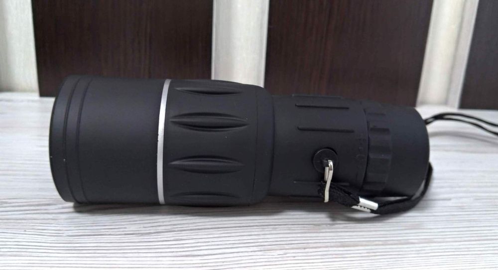 Монокуляр Bushnell 16х52 + чехол телескоп, монокль, подзорная труба