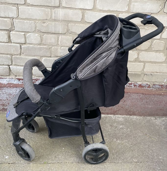 Прогулянкова коляска