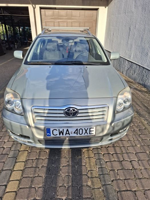 Toyota Avensis T25 1,8 ben-gaz 2005r. kombi