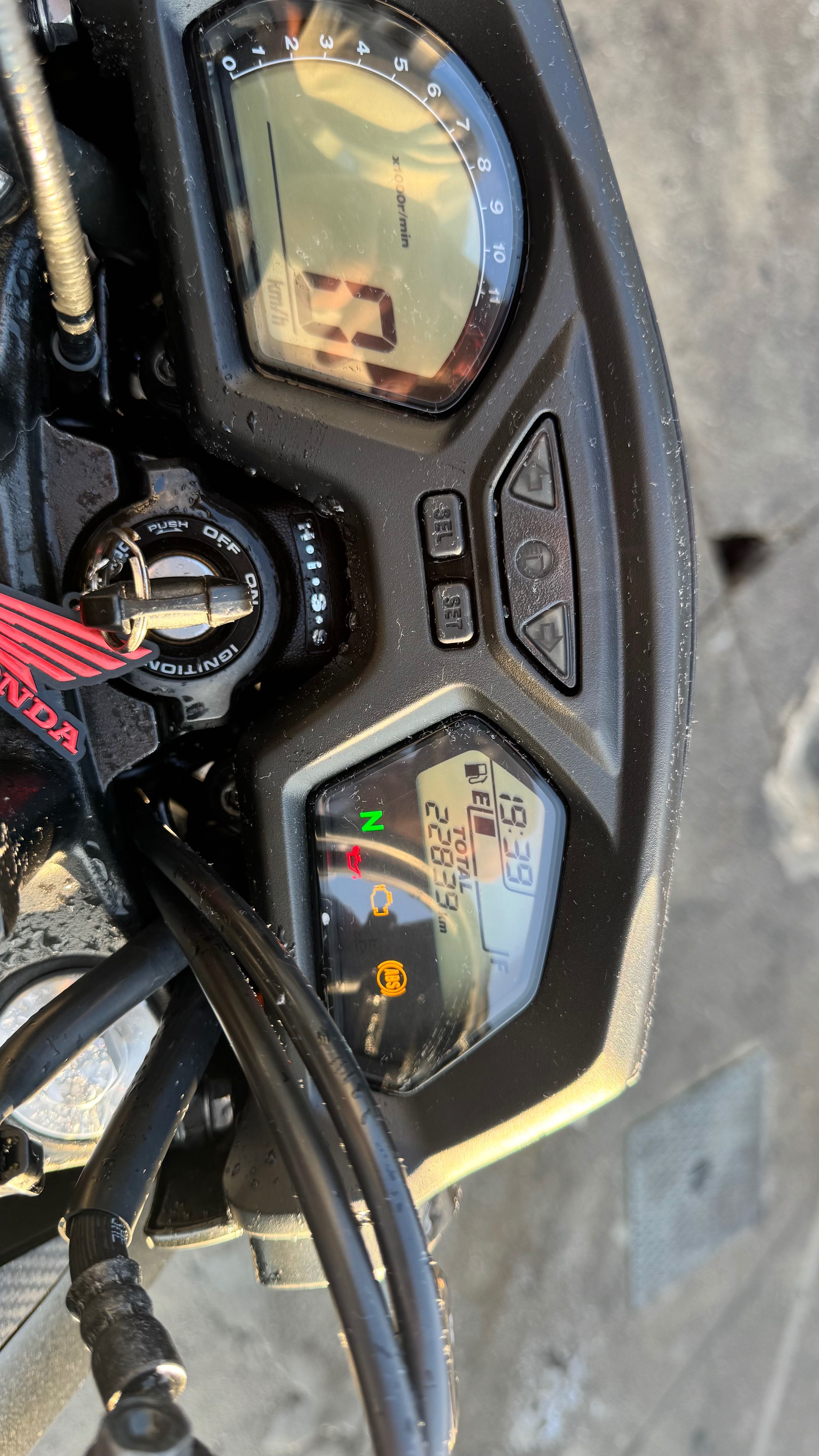 Honda cb 650f 2017 vários extras