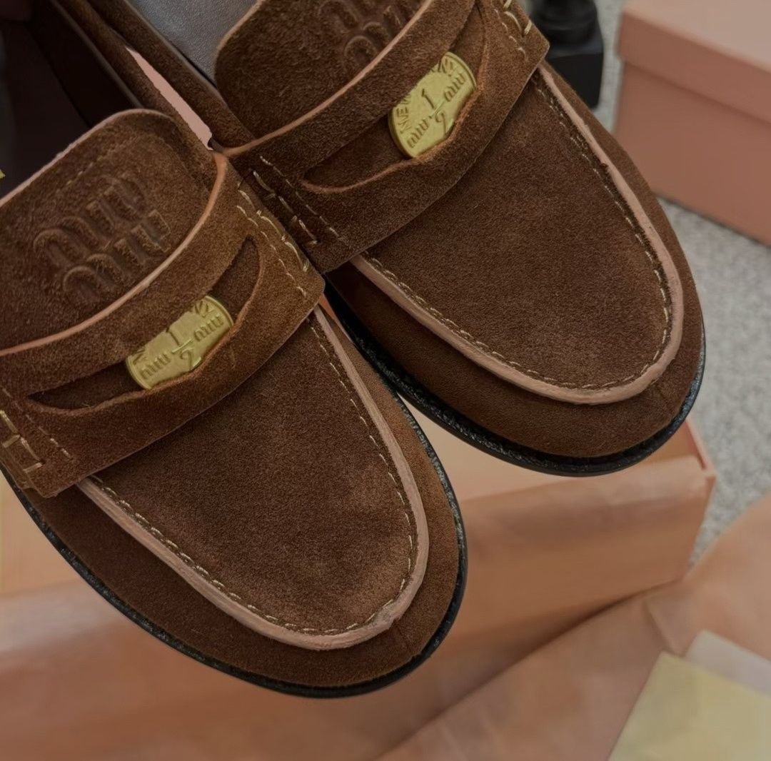Mokasyny Miu Miu