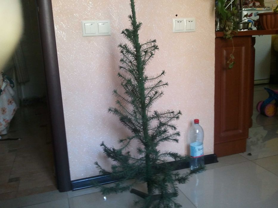 Елка Искусственная 120 см с Подставкой