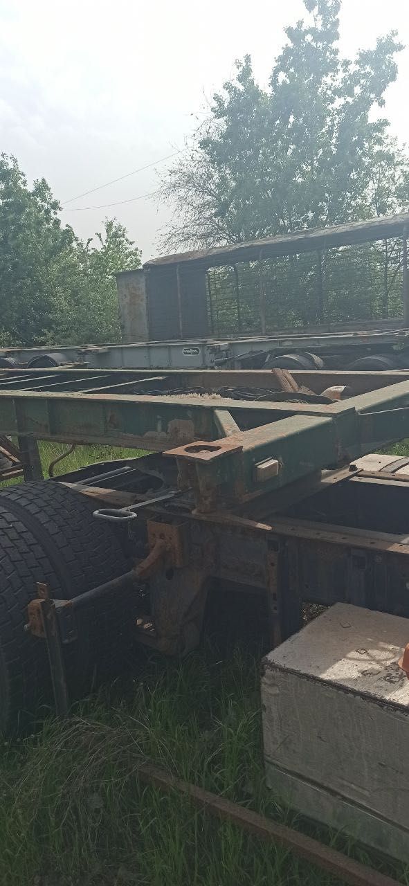 Продам прицеп контейнеровоз под 20-40