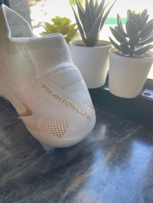 Chuteiras Nike Phantom Luna 2 Elite FG