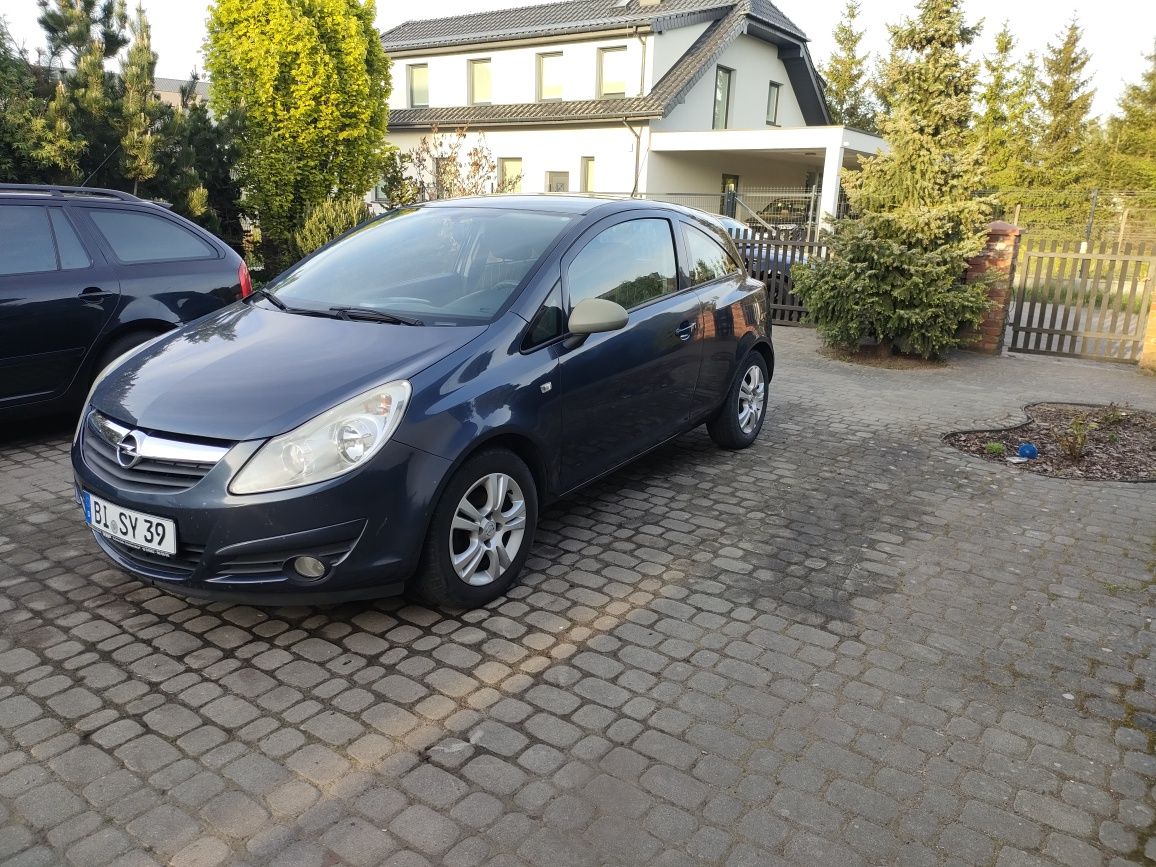 Opel Corsa D 2009 z Niemiec 1.3 CDTI klima