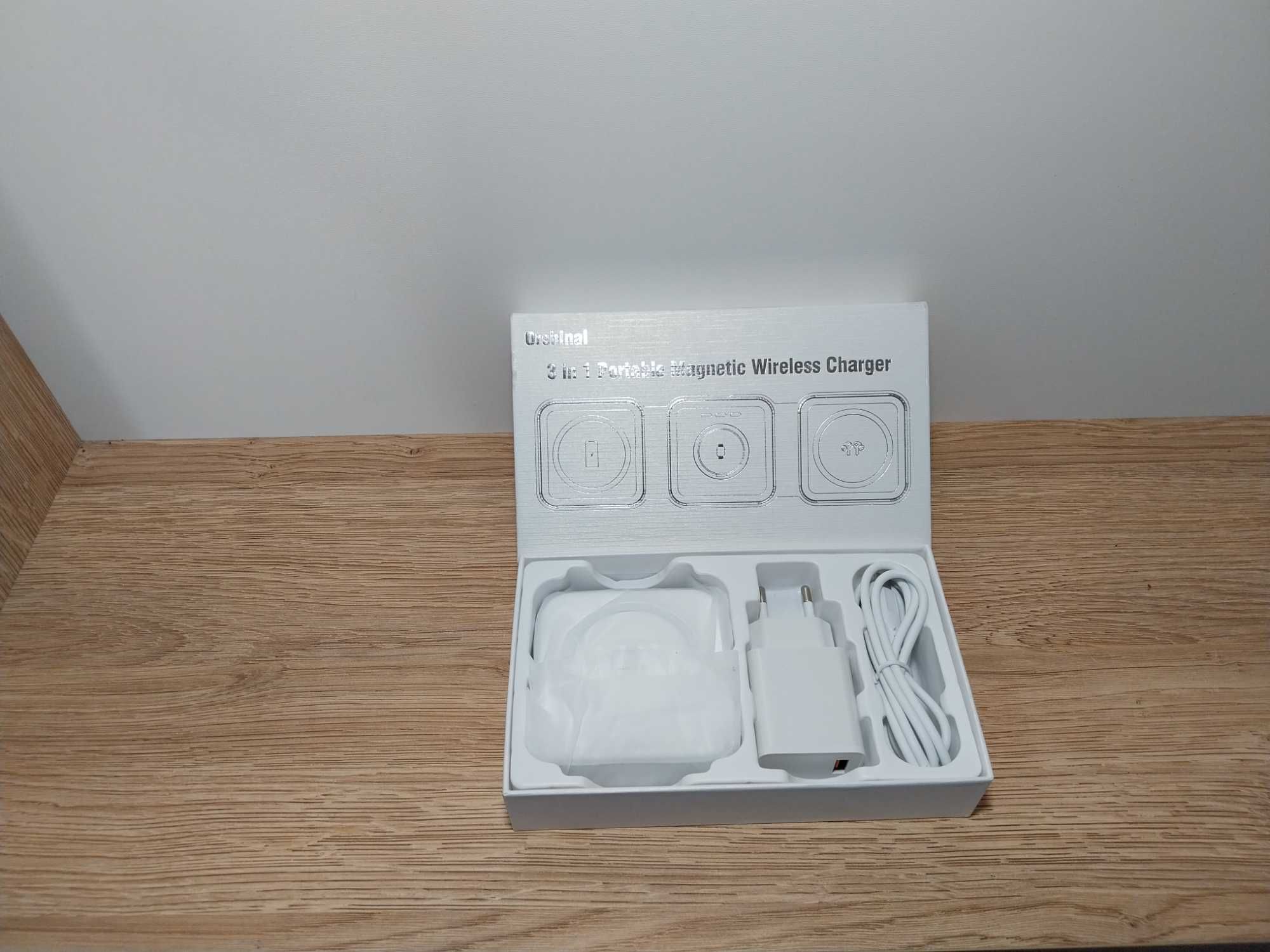 Ładowarka 3 w 1 składana stacja Apple Watch iPhone AirPods 15W