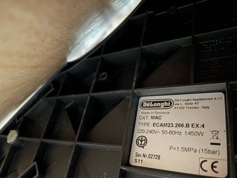 Кавомашина DeLonghi ECAM 23.266.B Cappuccino Smart