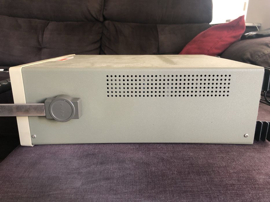 Osciloscópio Hitachi V-212 20MHz