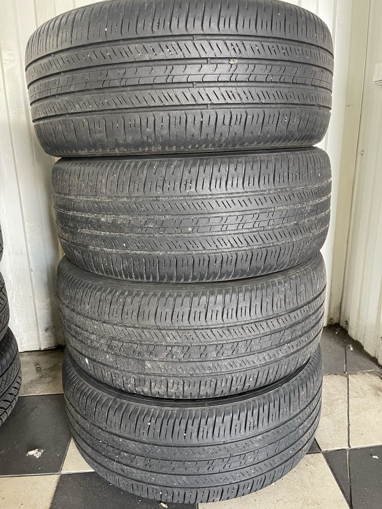 Продам комплект резины R 18 225/50 GOODYEAR