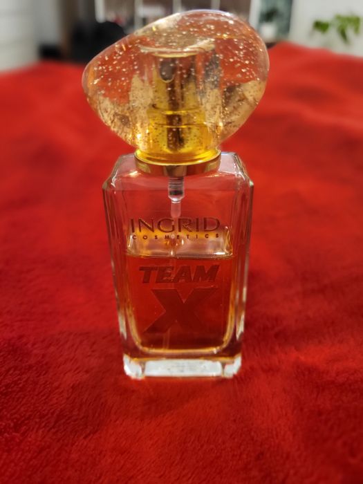 Perfum team x  ingrid