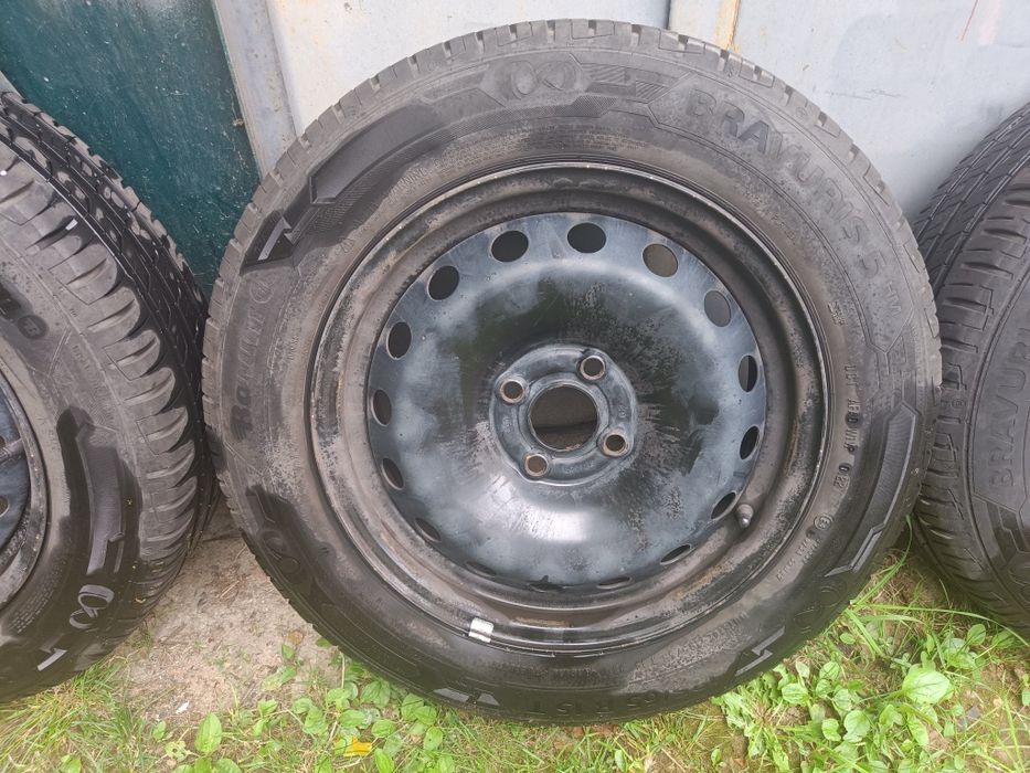 Komplet kół koła 185/65 r15 4×100 felgi Fiat opony Barum 2022