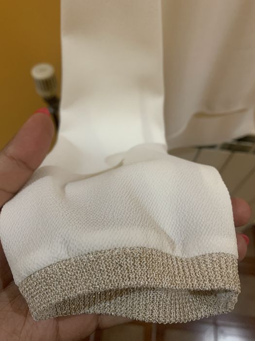 Blusa branca “Promod” tamanho 44 com pormenores dourados nova