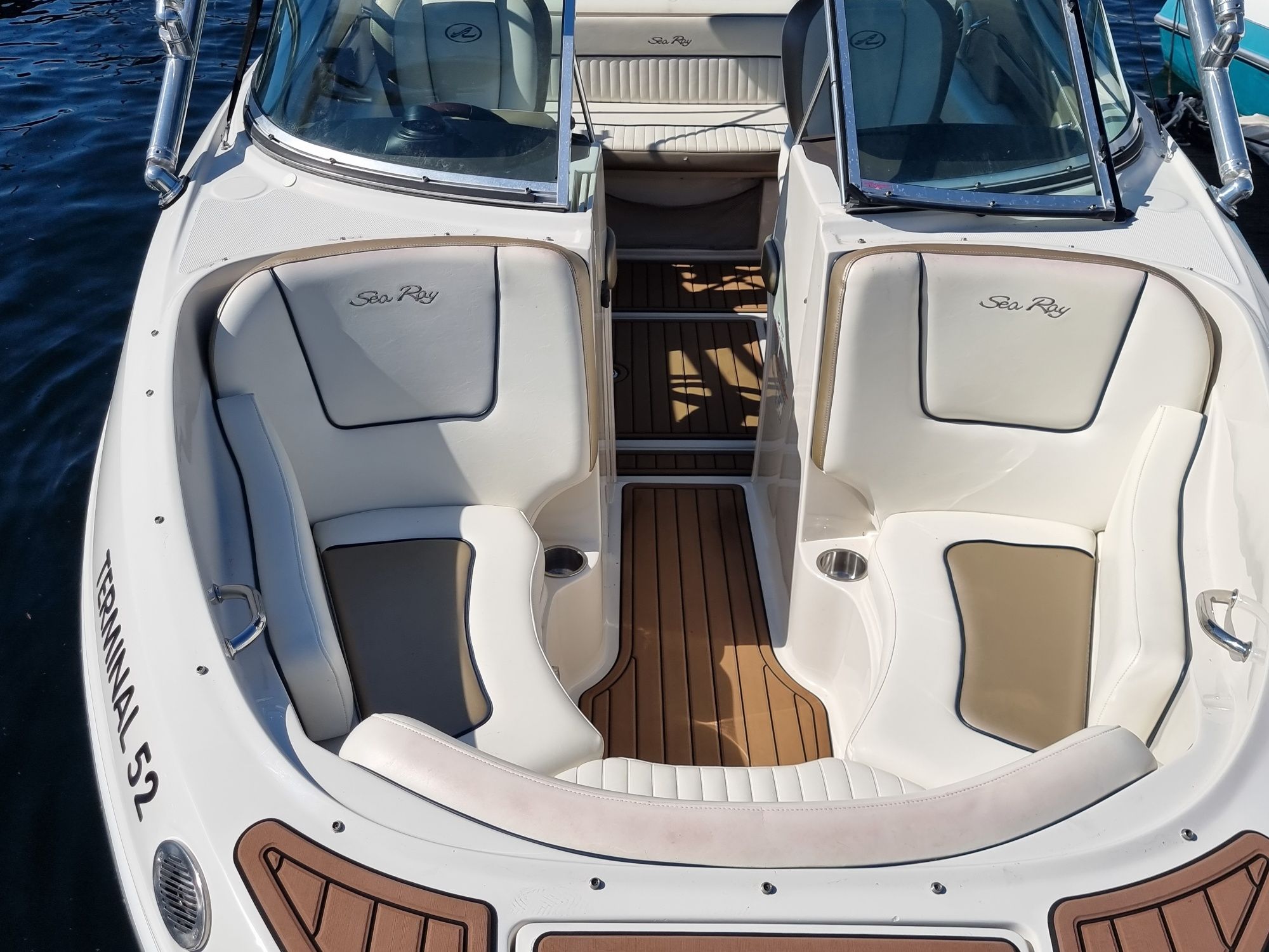 Sea ray 210 select 2007