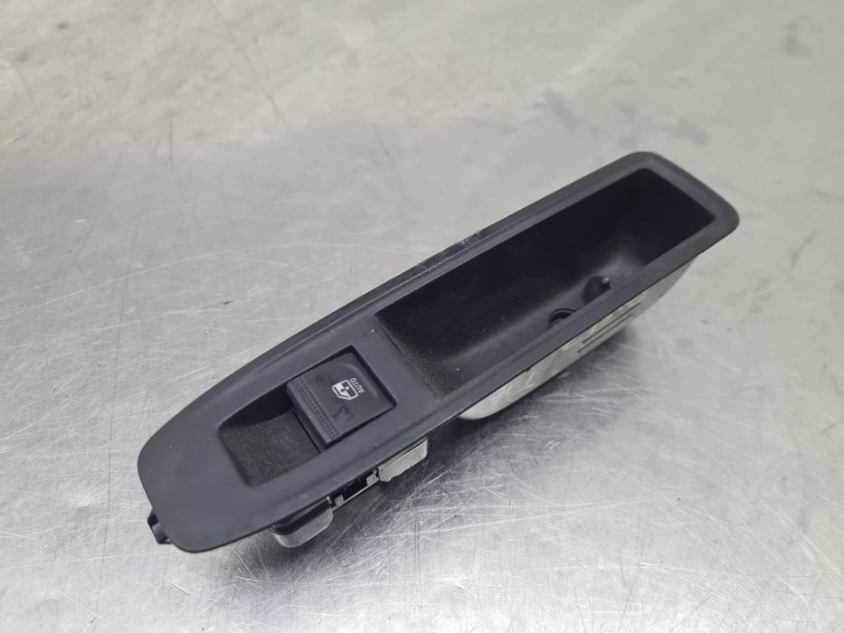 Comando / botão / interruptor vidros trás esquerdo RENAULT Clio V (BF_