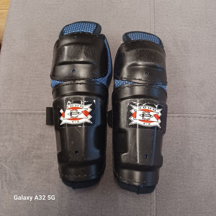 Ochraniacze na piszczele