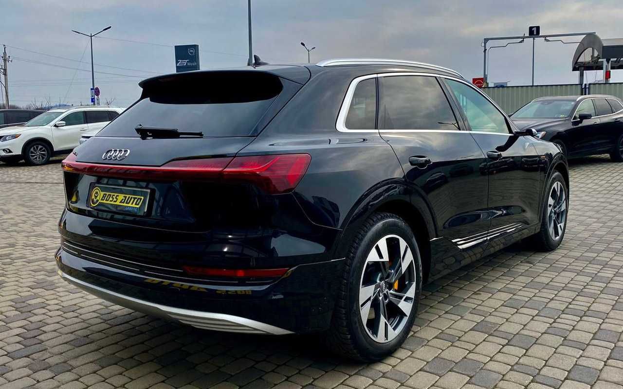 Audi e-tron 2019