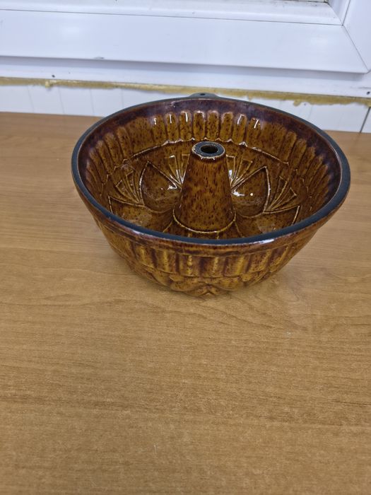 Ceramiczna forma/korytko do pieczenia – brązowa szkliwiona