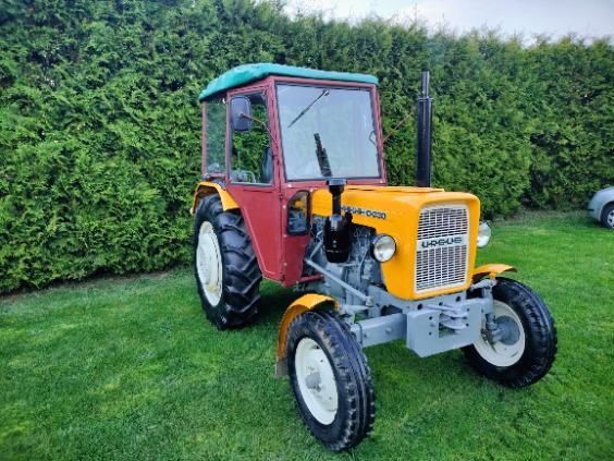Ursus C-330 Ciągnik rolniczy