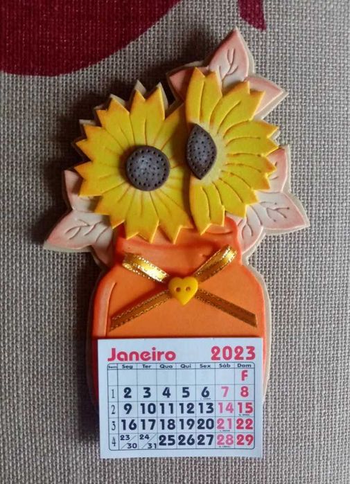 Ímans mini calendários, em EVA