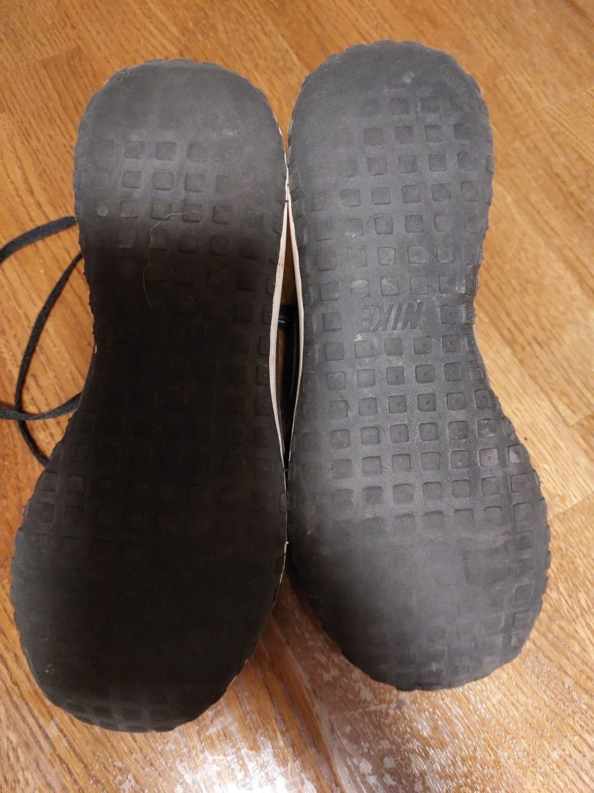 Кросівки  кросівки NIKE