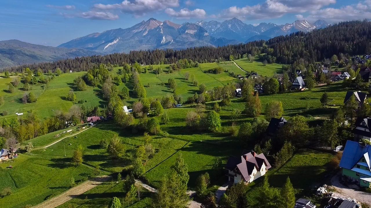 Znajdź swoje miejsce w Górach! – 1670 m2 z widokiem na Tatry