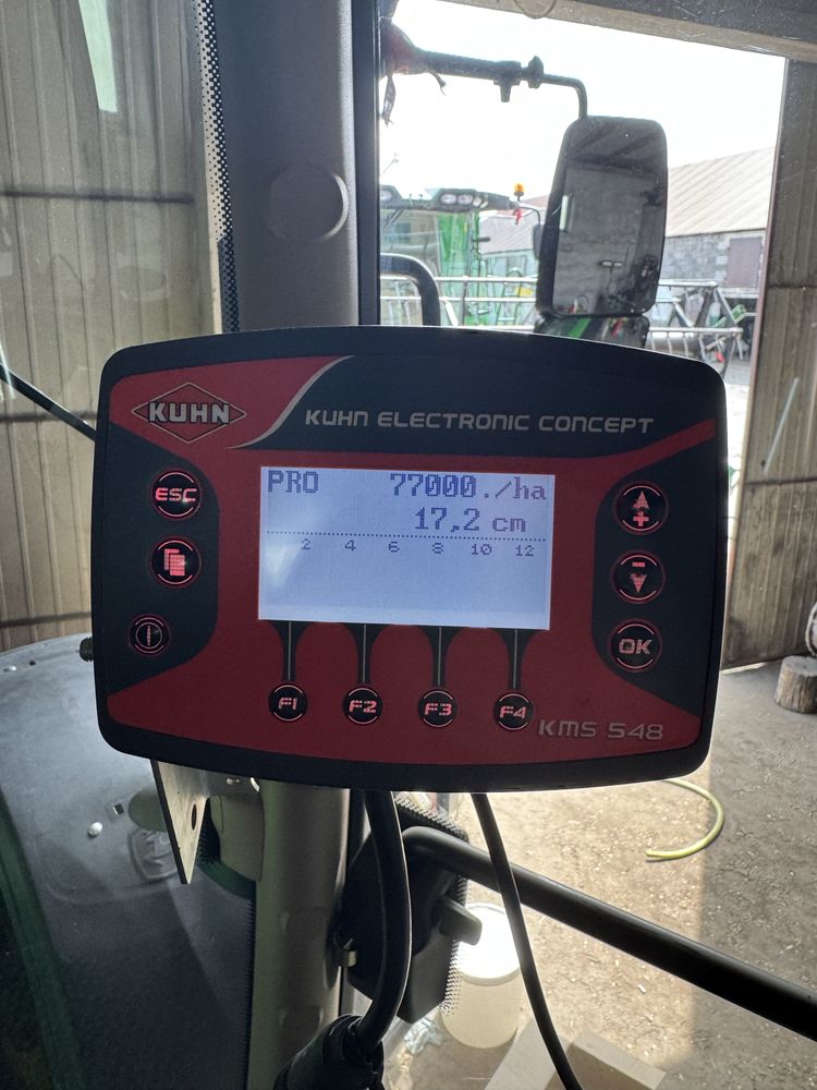 Kuhn Maxima 3 TS
