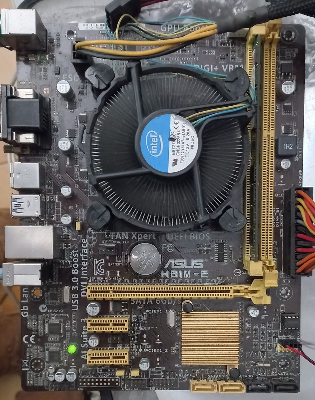 Conjunto de board Asus com Cpu Intel Core para montar pc