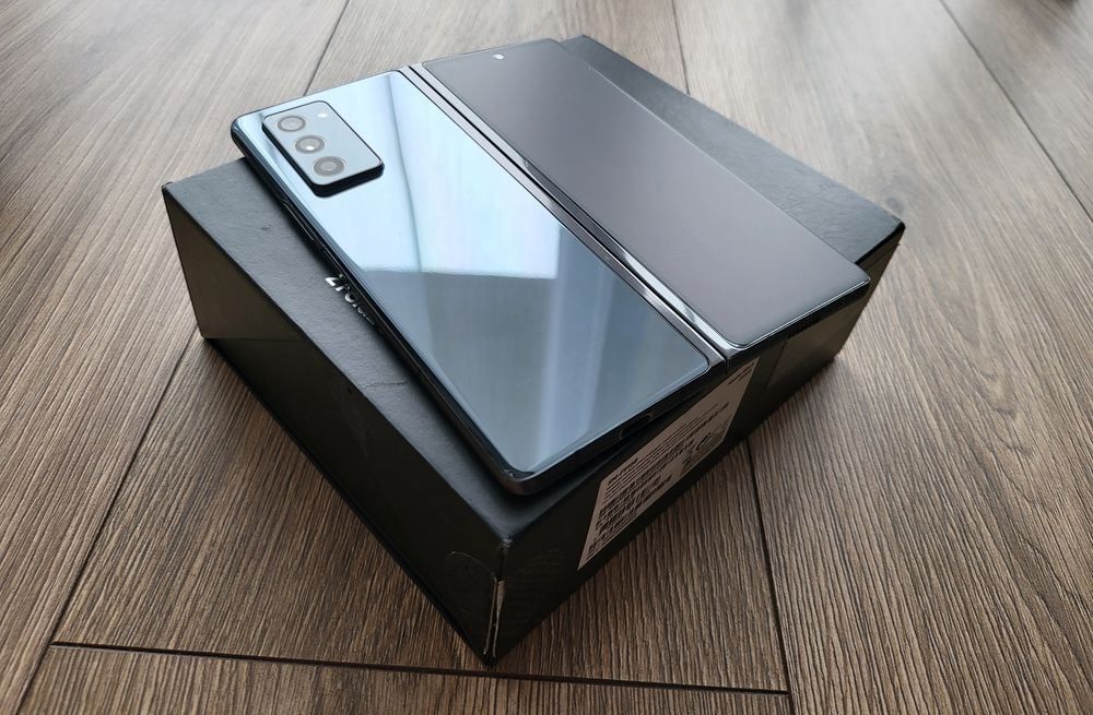 Samsung Galaxy Z Fold 2 12/256GB ładny stan, zestaw, bez blokad OKAZJA