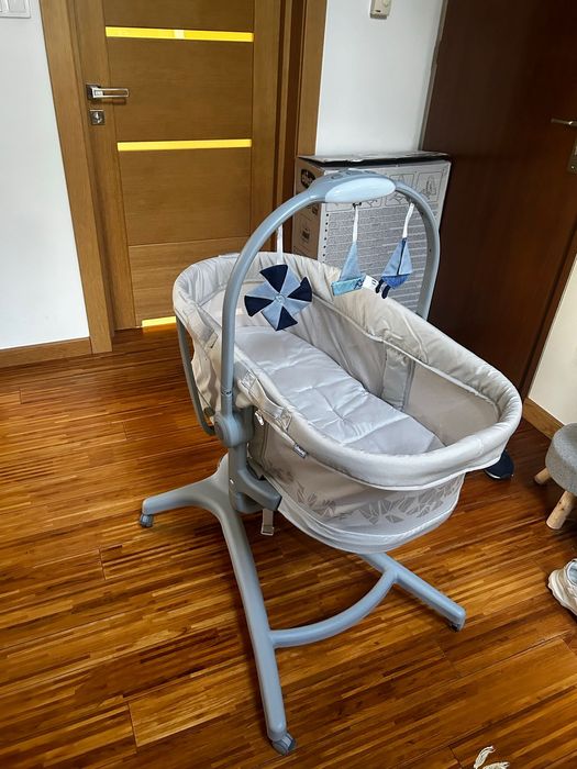 Chicco Baby Hug Pro 5w1 łóżeczko gondola krzesełko Earl Grey