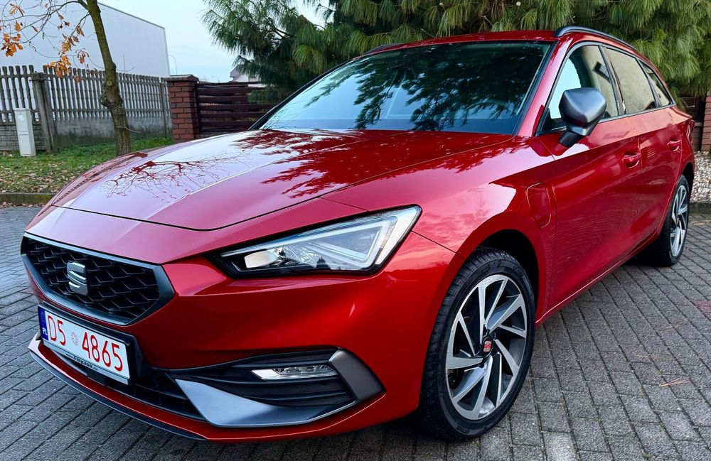 Seat Leon FR-hybrid!11tyś.Km!Gwarancja Fabryczna do22.08.2027rok! Piekny kolor!