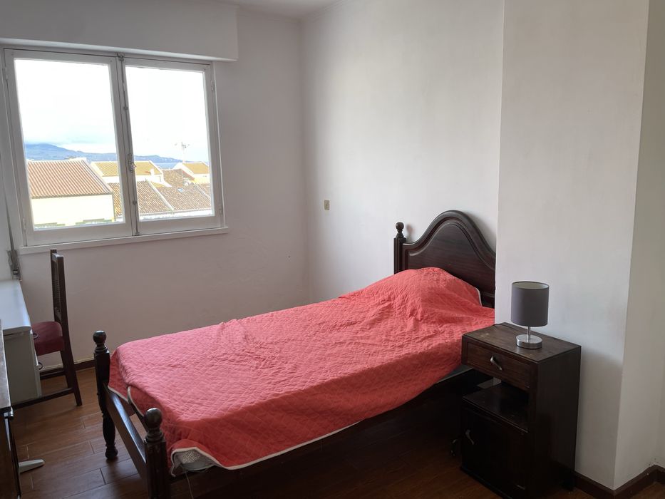 Quarto para arrendar