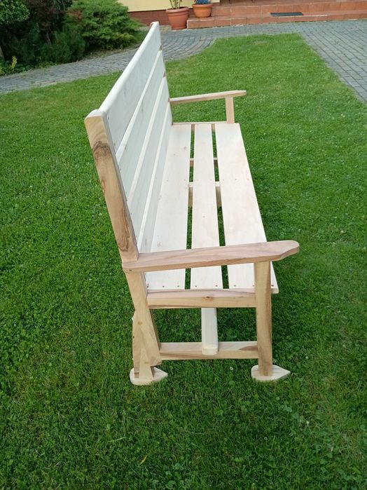 Ławka ogrodowa drewniana