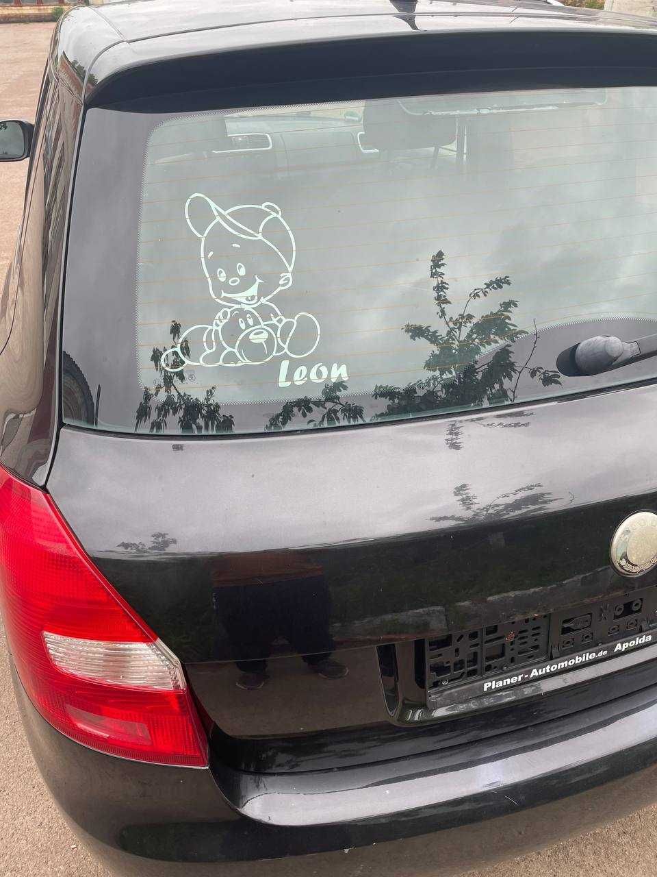 Крышка багажника со стеклом, шкода фабия 2 хетчбек, ляда Skoda fabia 2